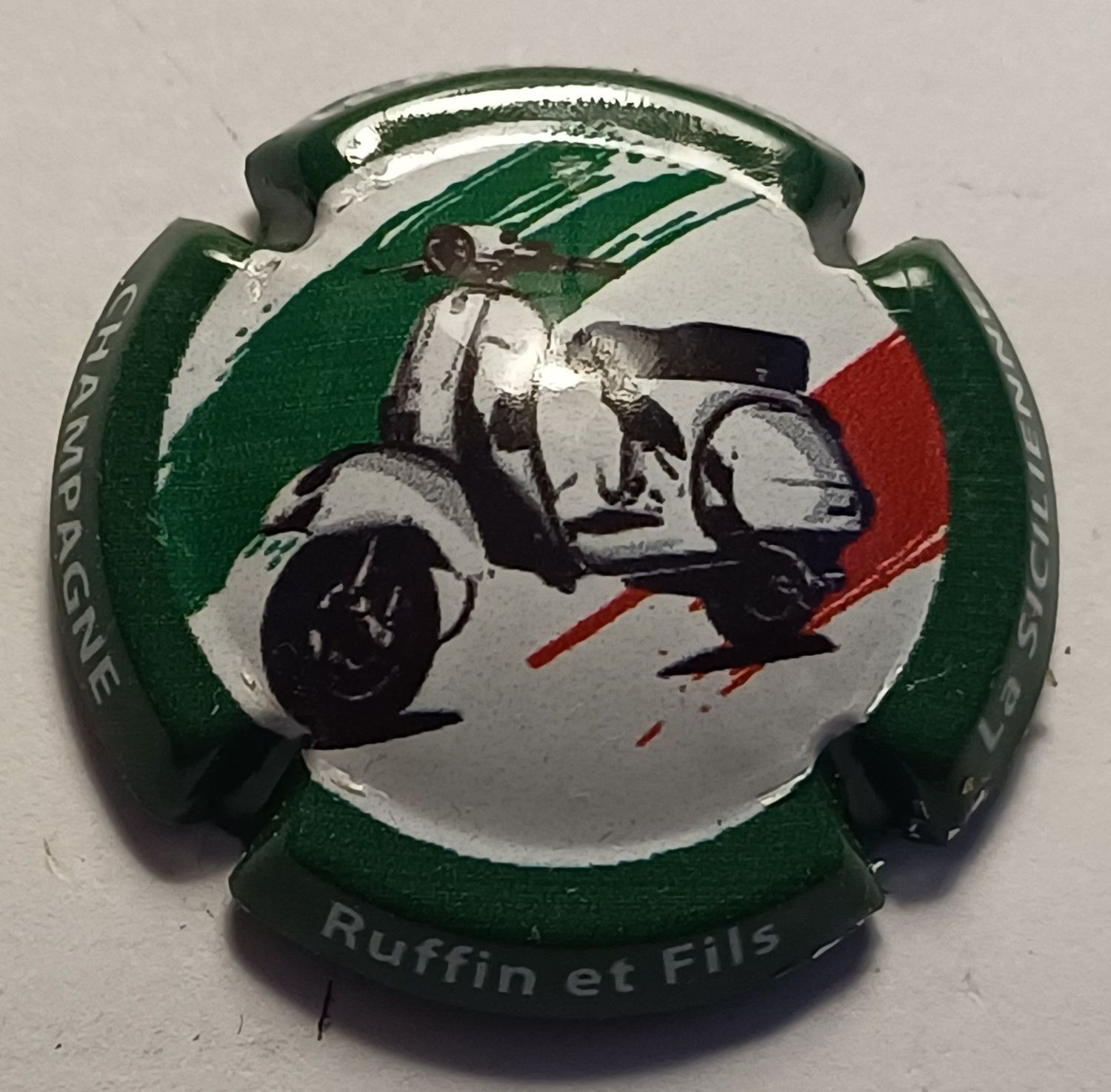 BELLE CAPSULE RUFFIN ET FILS BONNE ANNEE 2019 REF N°58a NEWS