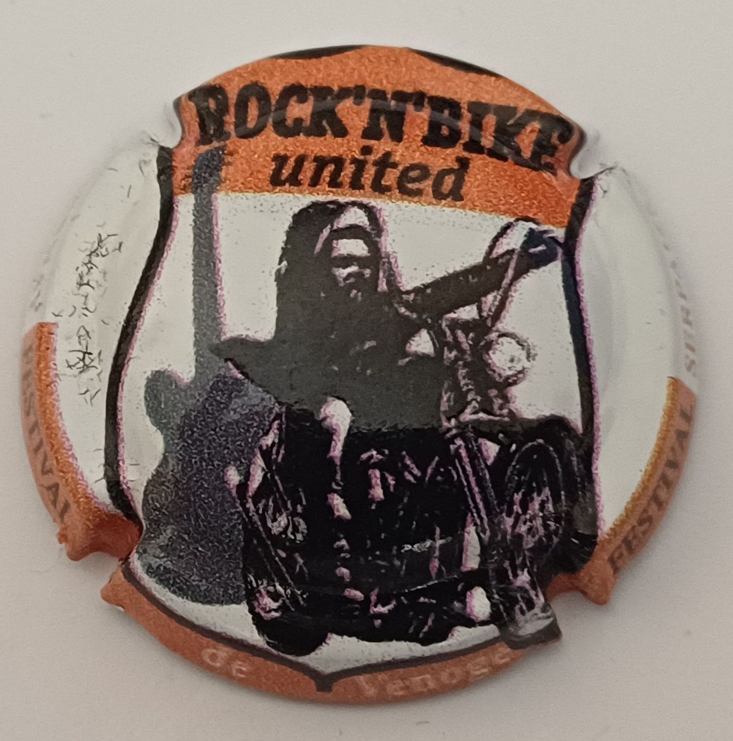 BELLE CAPSULE CHAMPAGNE DE VENOGE ROCK N BIKE REF N°129 NEWS