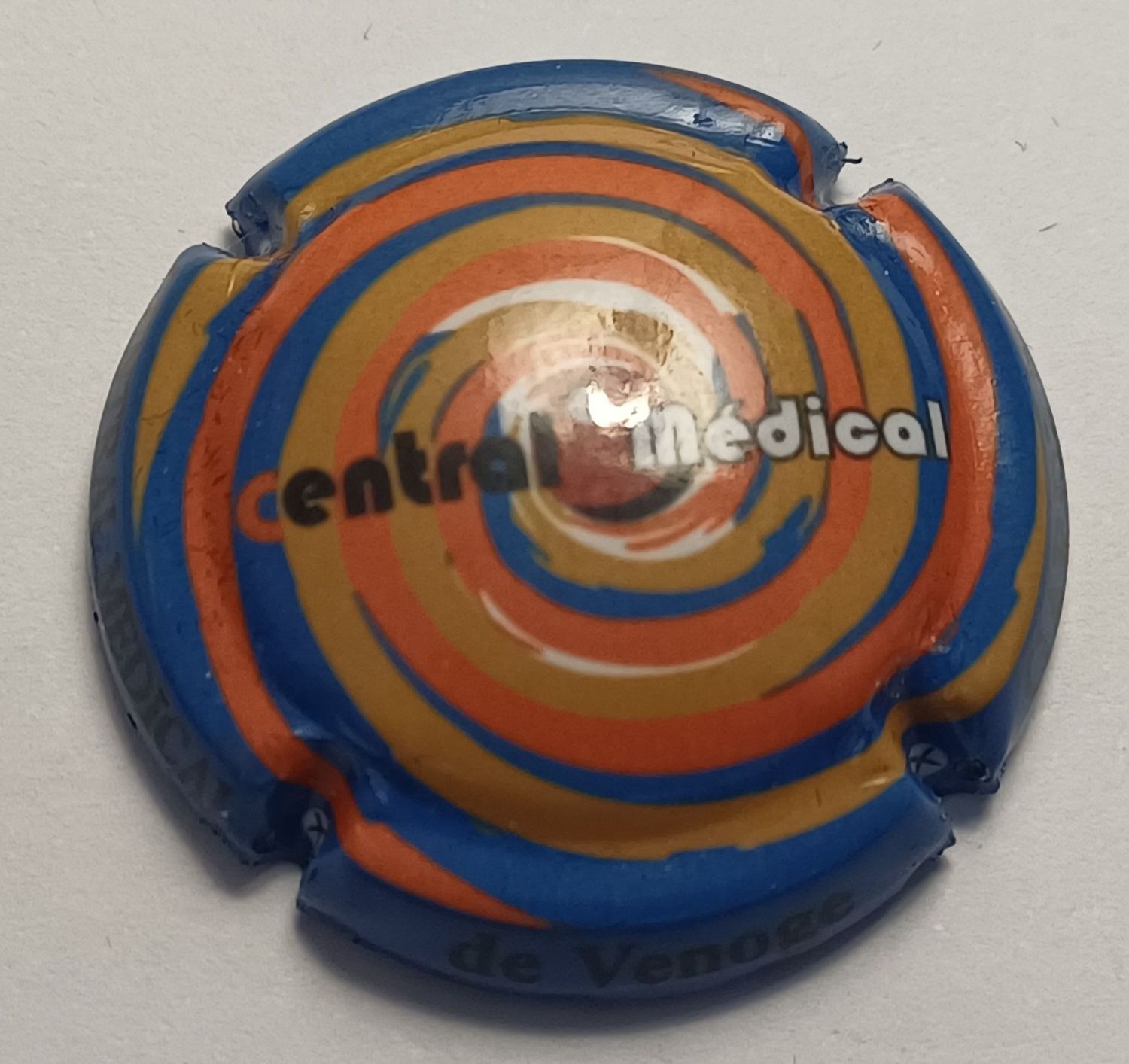 BELLE CAPSULE CHAMPAGNE DE VENOGE CENTRAL MEDICAL REF N°195c NEWS