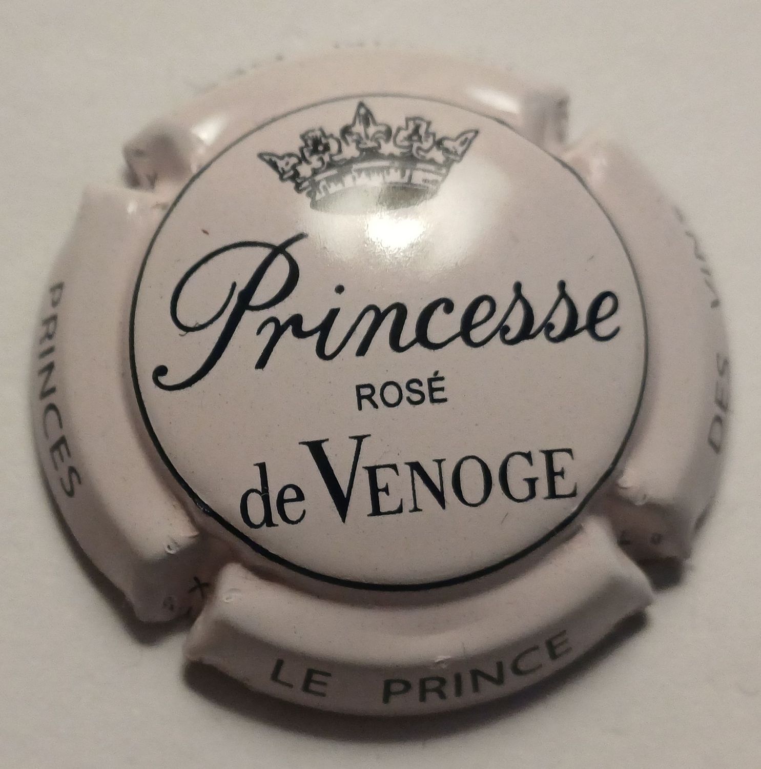 BELLE CAPSULE CHAMPAGNE DE VENOGE PRINCESSE ROSE REF N°257fa NEWS