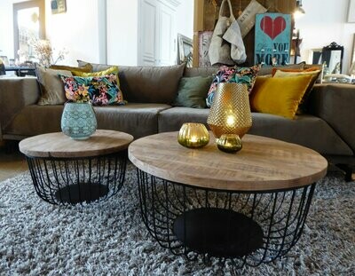 Esstische, Beistelltische