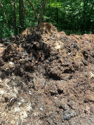 Compost - Tractor Scoop Approx .3 Cu Yd