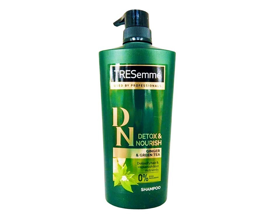 Tresemmé Detox &amp; Nourish Ginger &amp; Green Tea Shampoo 620mL