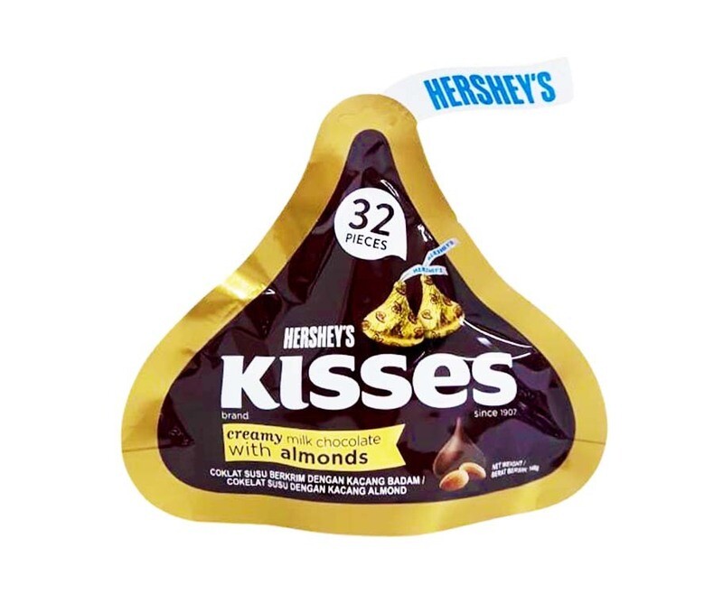 Hershey&#39;s Kisses Creamy Milk Chocolate with Almonds 32 Pieces 146g