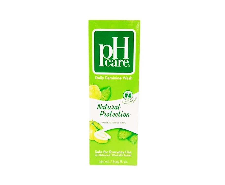 pH Care Daily Feminine Wash Natural Protection with Real Guava Leaf Extract 250mL