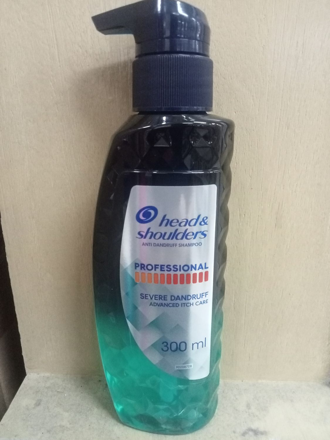 Head and Shoulder Shampoo Severe Dandruff Advanced Itch Care 300mL