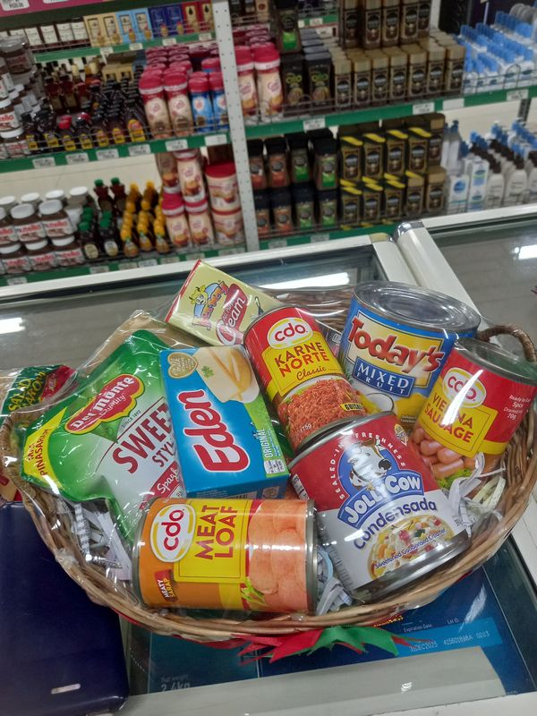 Christmas Basket Rattan 022