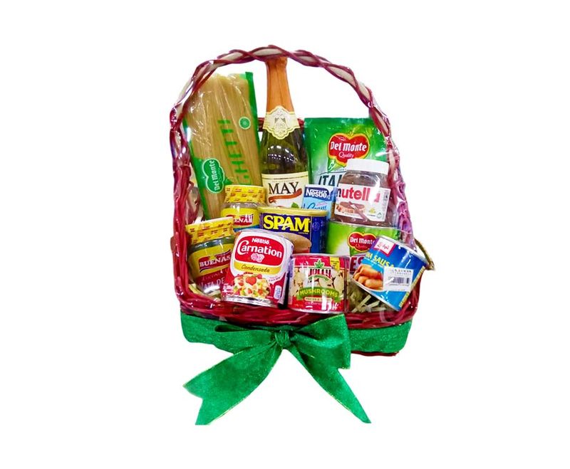 Christmas Basket Hi-Back Small 013