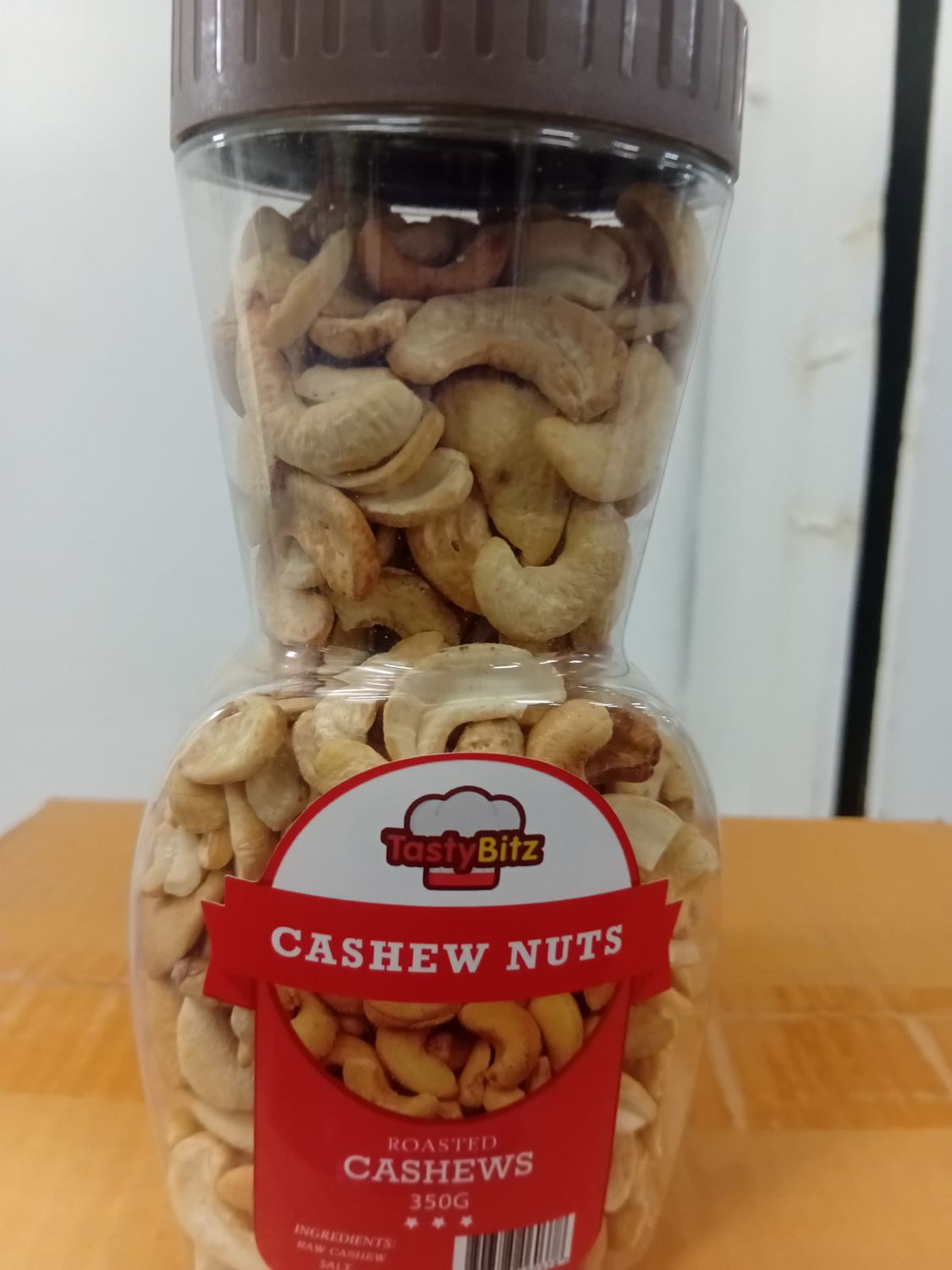 Tasty Bitz Roasted Cashew Nuts 350g