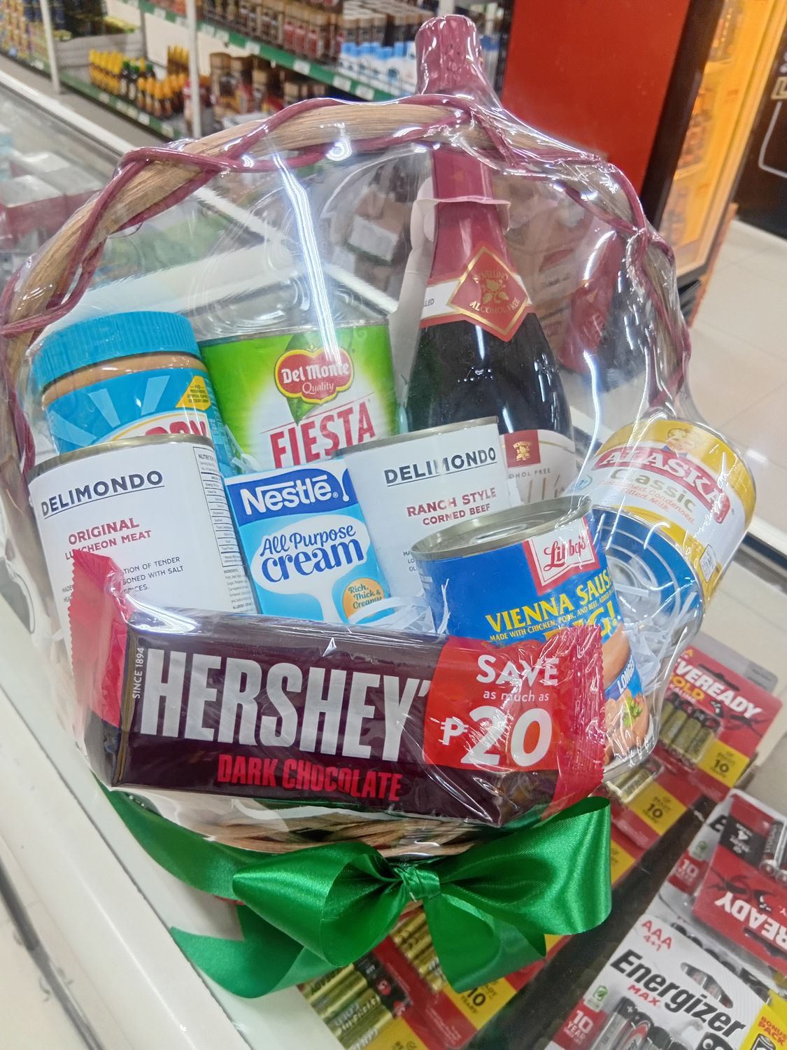 SLE25 XMAS ROUND MED 012