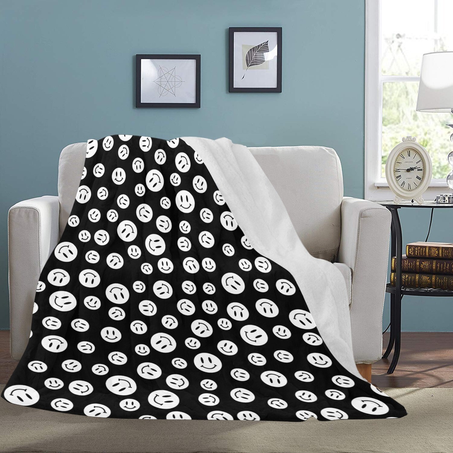 🤴🏽👸🏽😃 Large Ultra-Soft Micro Fleece Blanket Happy faces, Smileys, Emojis, gift, gift for her, gift for him, gift for them, 70"x80", black & white