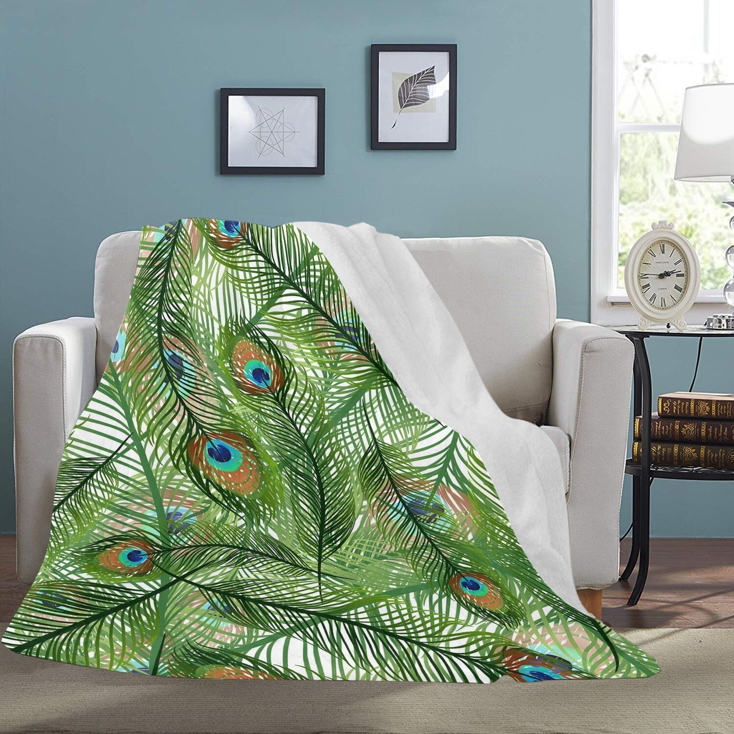 🤴🏽👸🏽🦚Large Ultra-Soft Micro Fleece Blanket Peacock feathers, Animals' print, gift, gift for her, gift for him, gift for them, 70"x80"