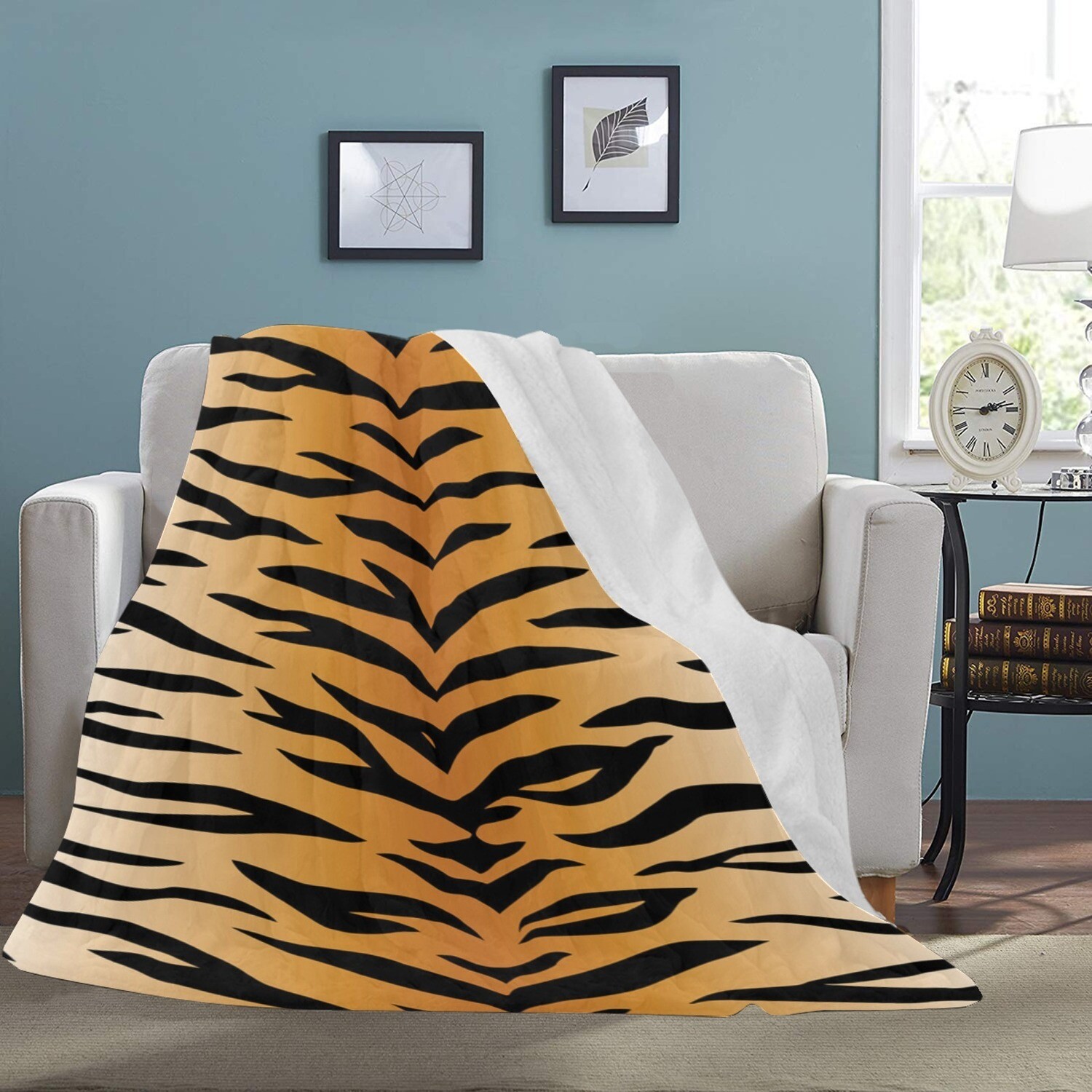 🤴🏽👸🏽🐅Large Ultra-Soft Micro Fleece Blanket Tiger, Animals' print, gift, gift for her, gift for him, gift for them, 70"x80"