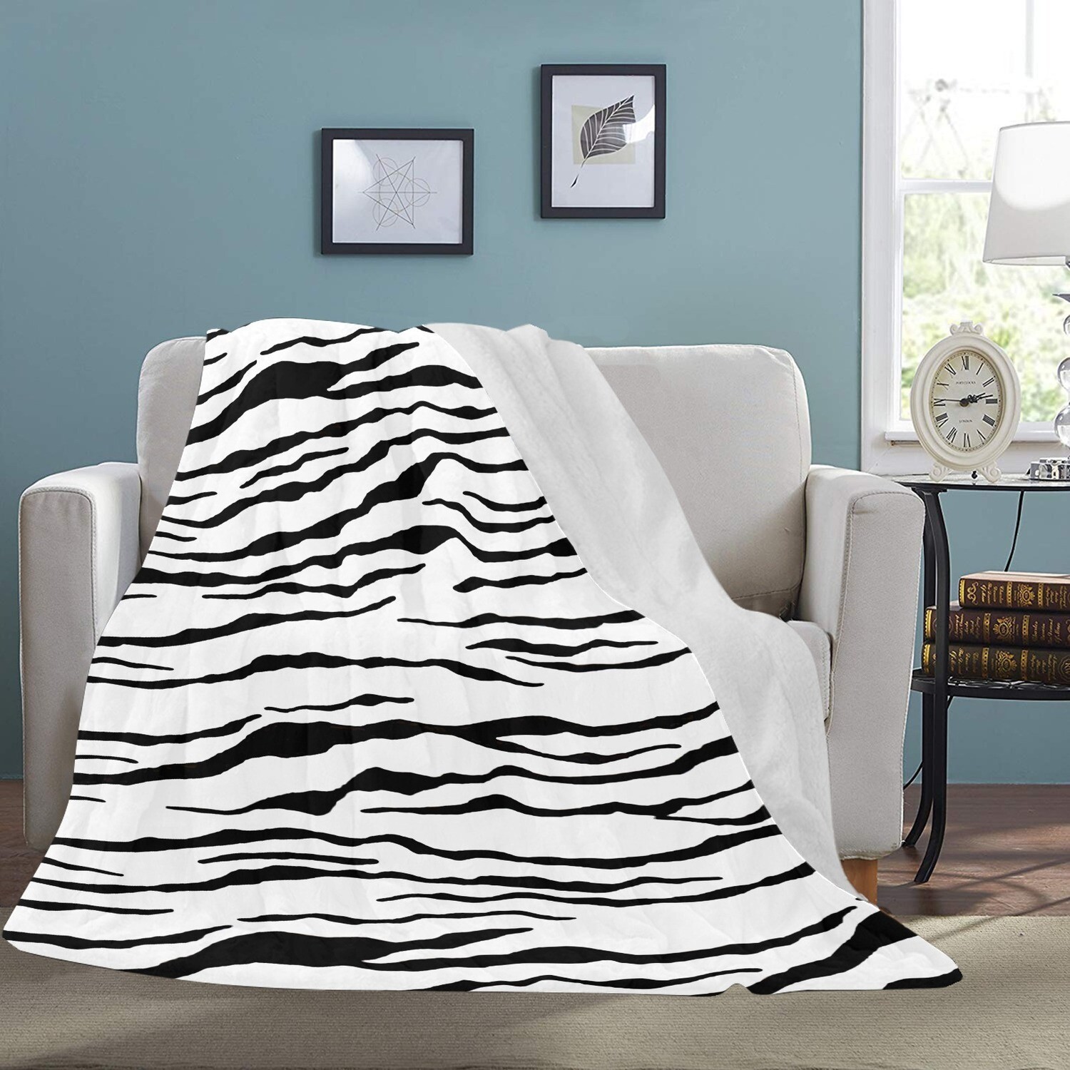 🤴🏽👸🏽🦓Large Ultra-Soft Micro Fleece Blanket Zebra, Animals' print, gift, gift for her, gift for him, gift for them, 70"x80"
