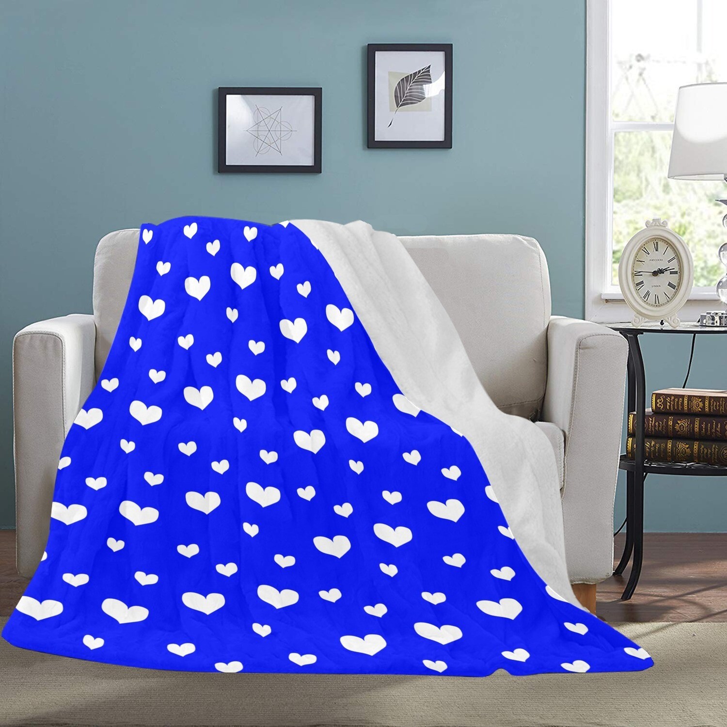 🤴🏽👸🏽💕Large Ultra-Soft Micro Fleece Blanket Valentine white hearts on royal blue, gift, gift for her, gift for him, gift for them, 70"x80"
