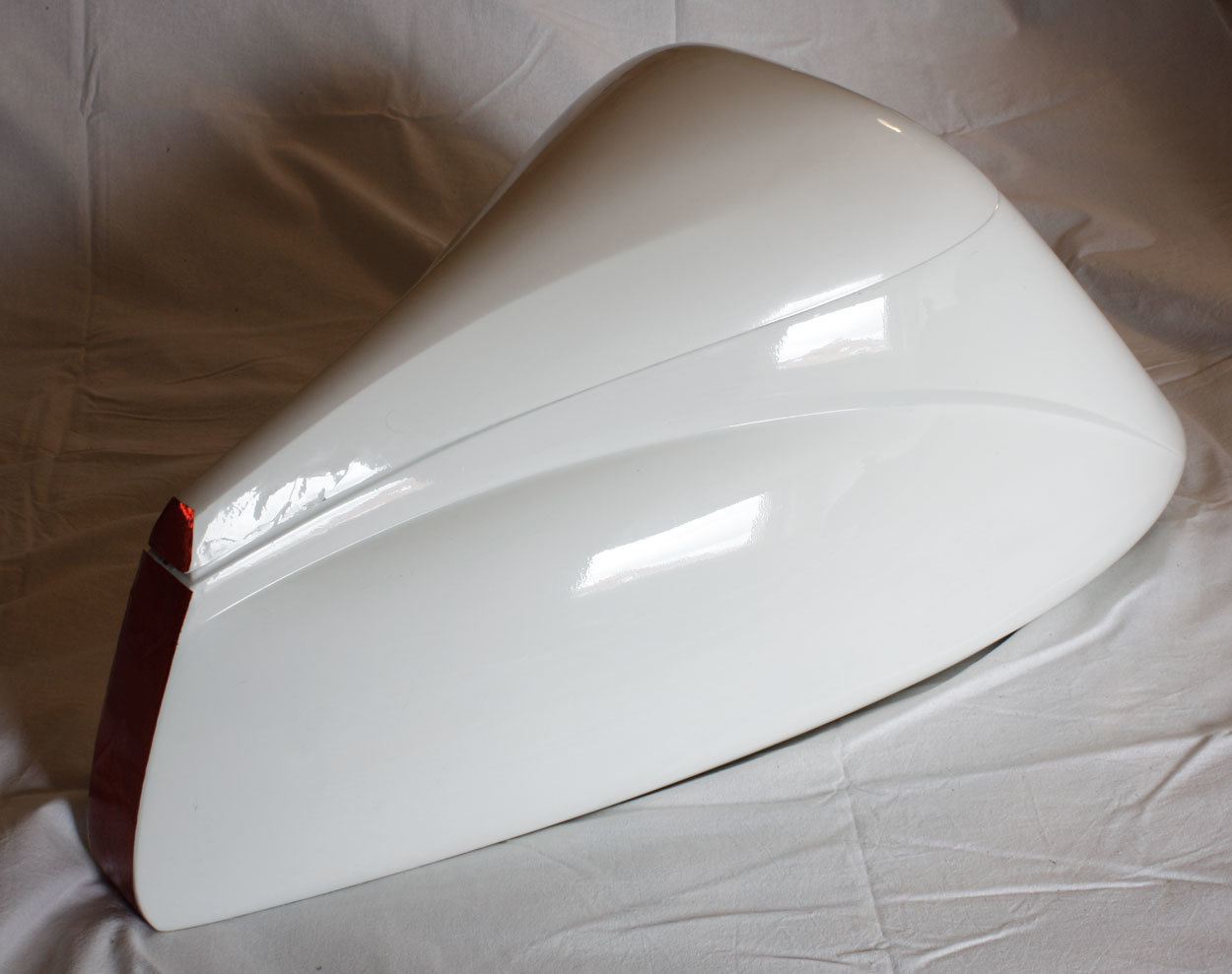 Tailbox Dolphin Fiberglass