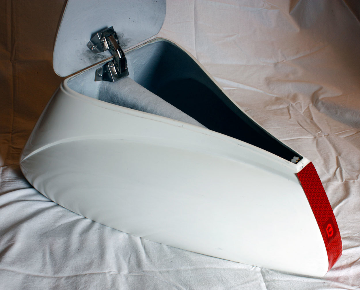 Tailbox Dolphin Fiberglass
