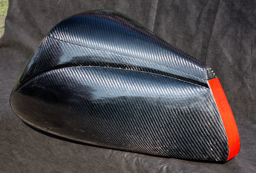 Tailbox Dolphin Carbon