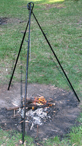 Tripod - 1 metre with chain and hook Tripod - 1 metre with chain and hook