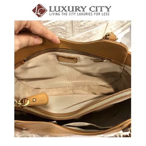 [Luxury City] Salvatore Ferragamo Camel Colour Shoulder Carry Bag 609280