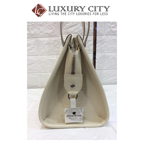 [Luxury City] Preloved Authentic Louis Vuitton EPI Madeleine PM Shoulder Bag White EPI Leather