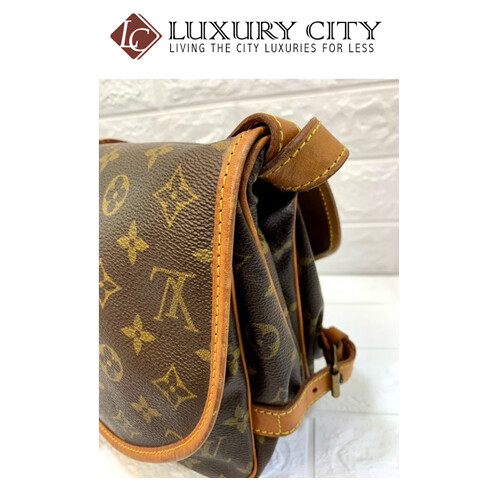 [Luxury City] Preloved Authentic Louis Vuitton Monogram Canvas Saumur Shoulder Bag Vintage