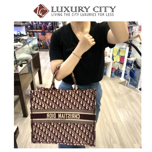 [Luxury City] Preloved Dior Book Tote
