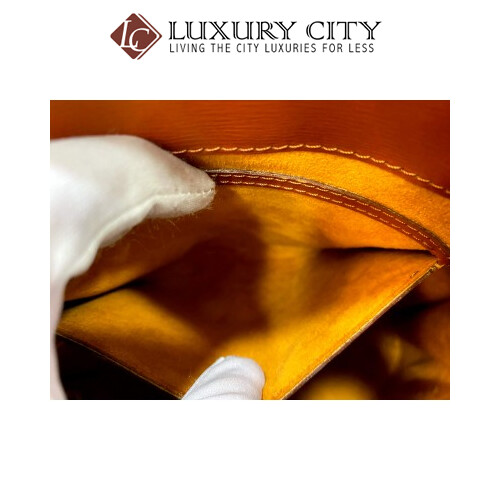 [Luxury City] Preloved Louis Vuitton EPI Leather Bucket