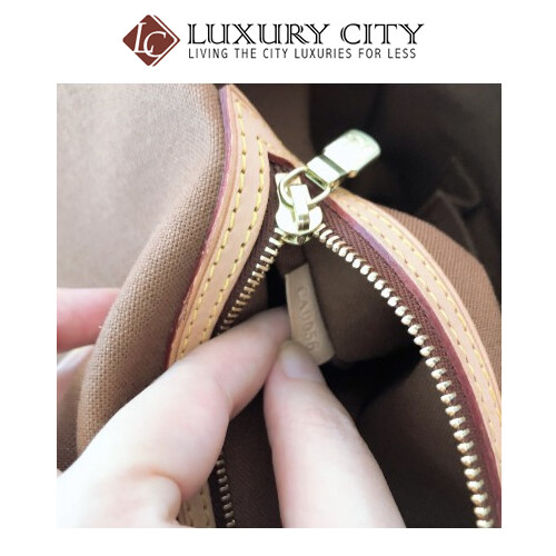 [Luxury City] Preloved Louis Vuitton Monogram Abbesses Man Messenger Bag