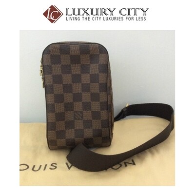 [Luxury City] Preloved Vintage Louis Vuitton Geronimo Cloth Bag
