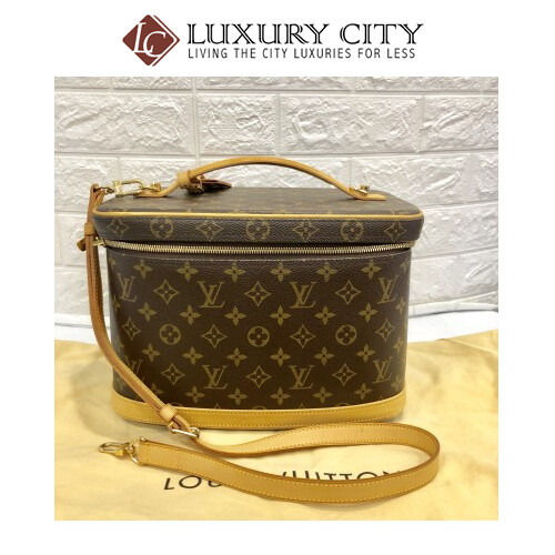 [Luxury City] Preloved Vintage Louis Vuitton Cosmetic Bag with Strap