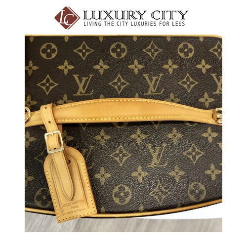 [Luxury City] Preloved Vintage Louis Vuitton Cosmetic Bag with Strap