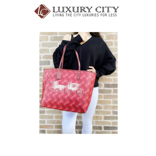[Luxury City] Coach Hallie Shoulder Bag In Signature Canvas Red Coach-F80298