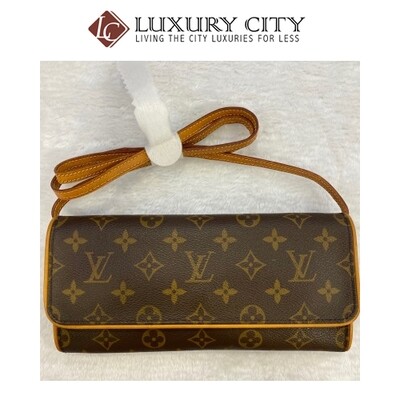 [Luxury City] Preloved Vintage Louis Vuitton Twin Pochette Crossbody Bag