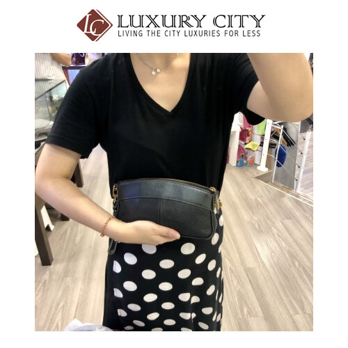 Preloved Louis Vuitton Wristlet