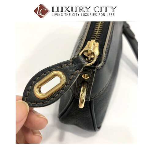 Preloved Louis Vuitton Wristlet