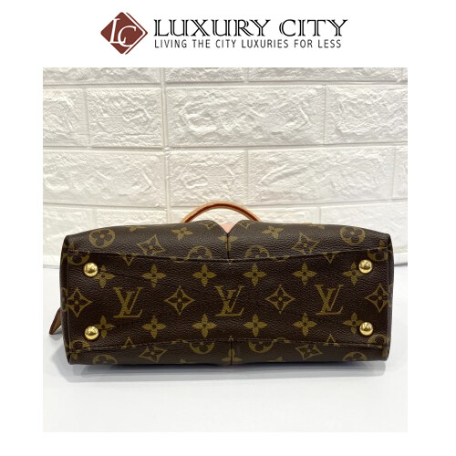 Preloved Louis Vuitton V Tote 2 Ways Carry Bag