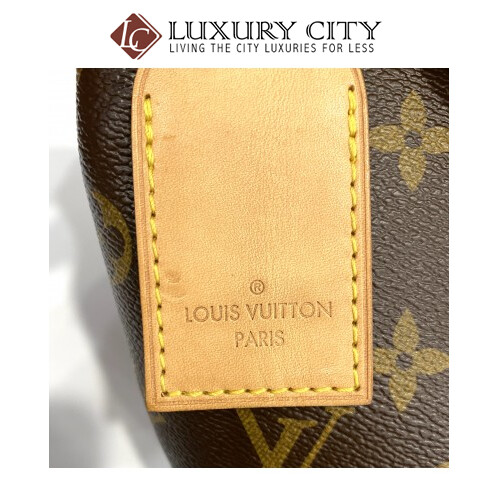 Preloved Louis Vuitton V Tote 2 Ways Carry Bag