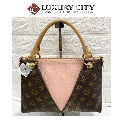 Preloved Louis Vuitton V Tote 2 Ways Carry Bag