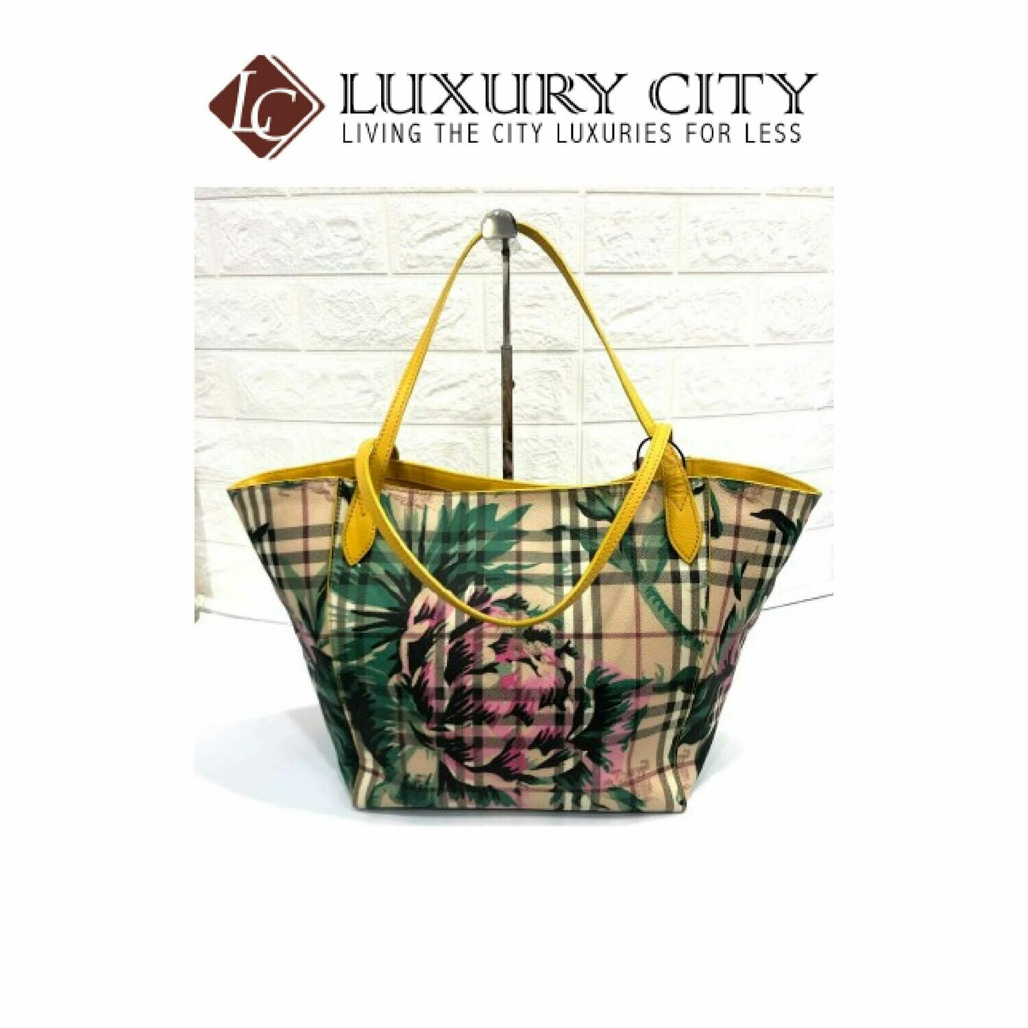 [Luxury City] Preloved Buberry Check Bag