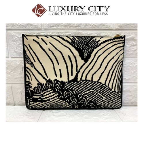 [Luxury City] Preloved Authentic Loewe Clutch Bag