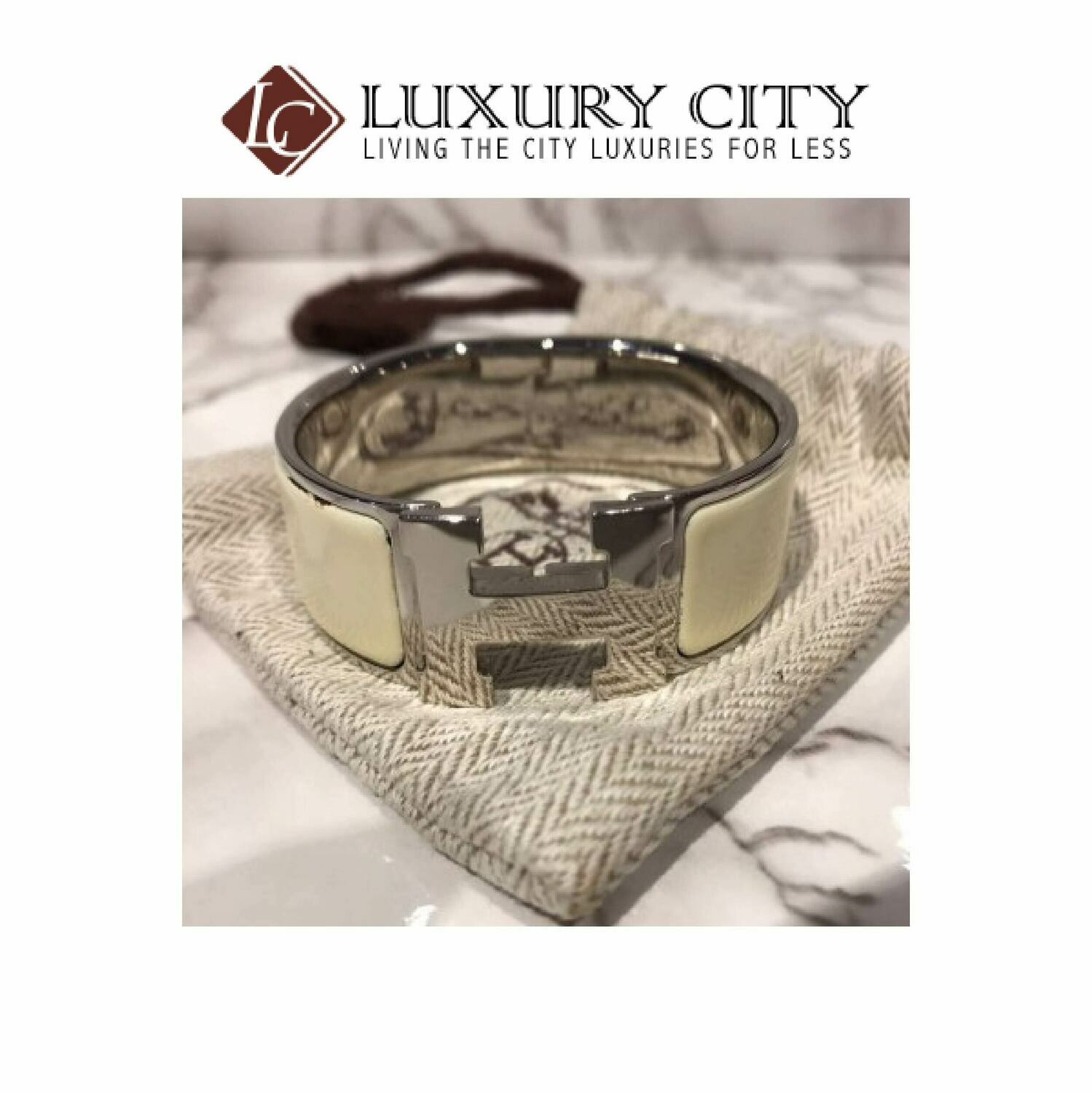 [Luxury City] Preloved Authentic Hermes White Chic Clac H Bracelet