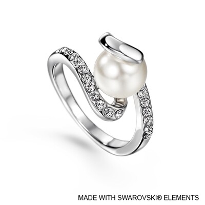LUSH Allure Ring