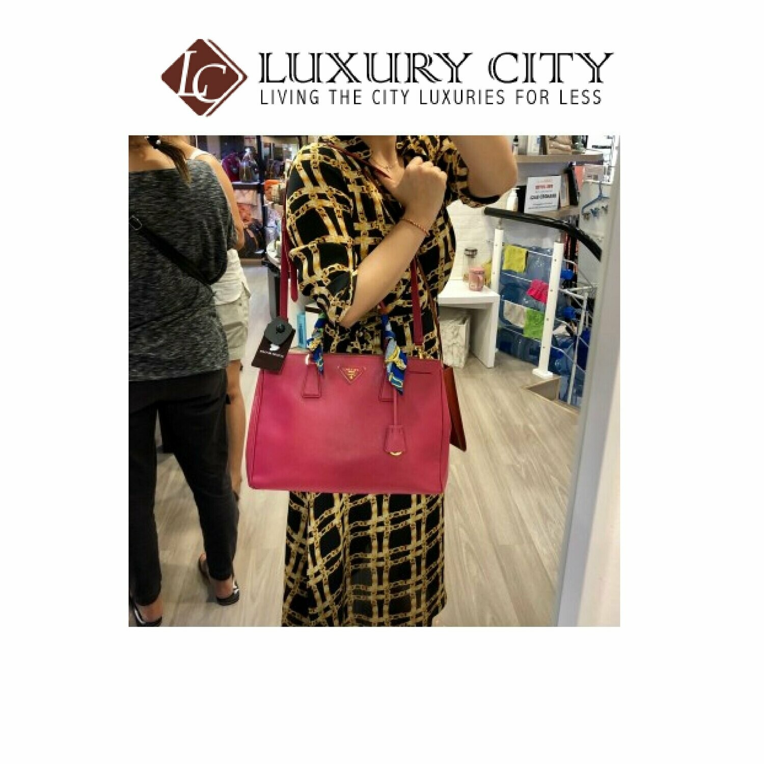 [Luxury City] Preloved Authentic Prada Saffiano Handbag