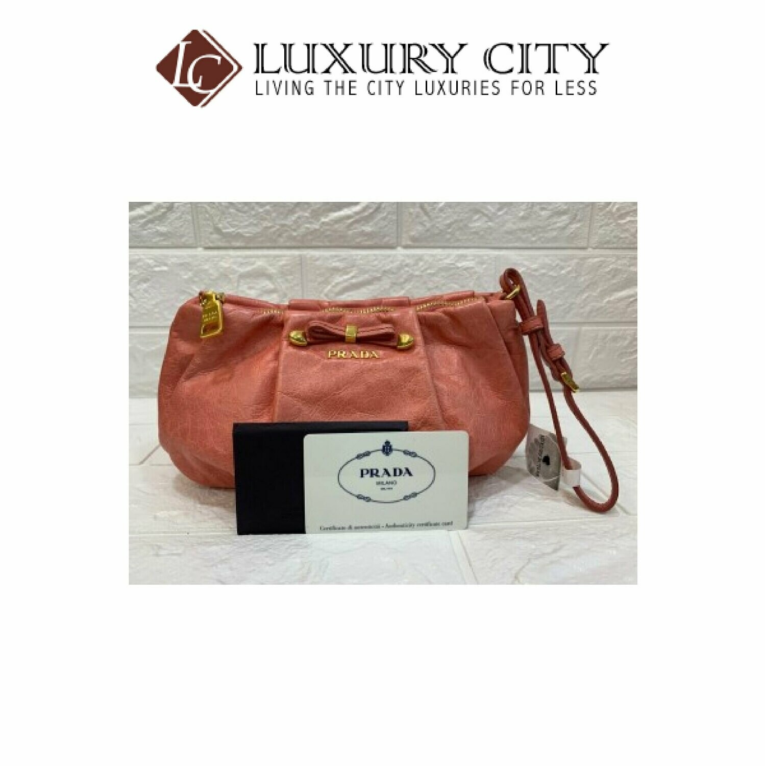 [Luxury City] Preloved Authentic Prada Wristlet