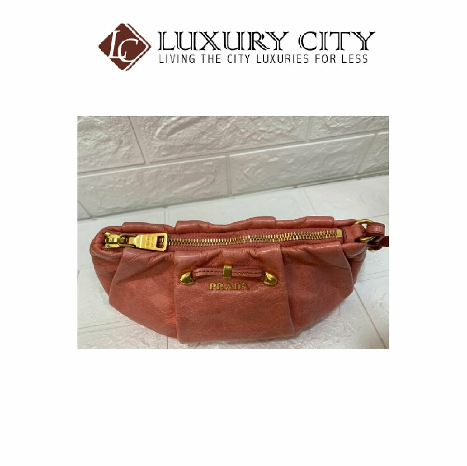 [Luxury City] Preloved Authentic Prada Wristlet