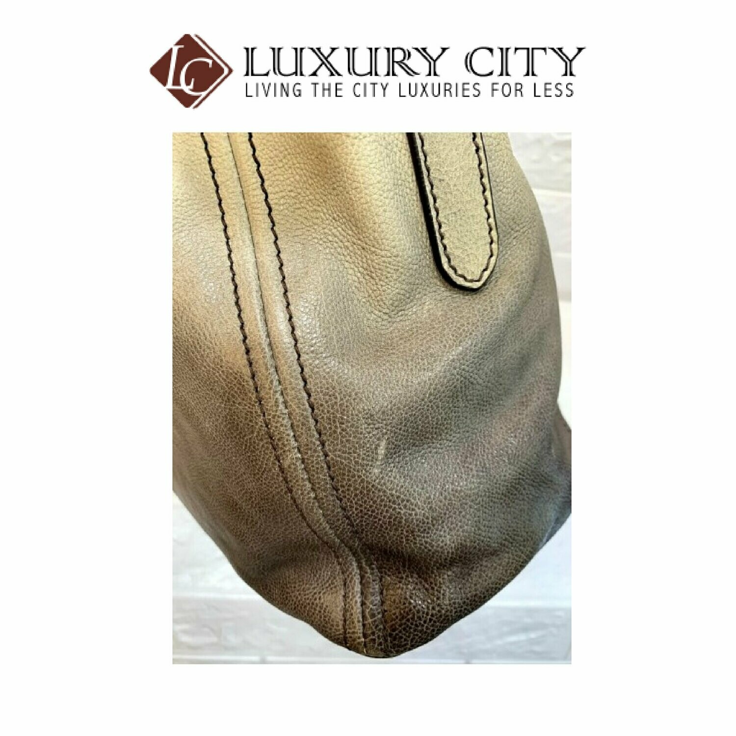 [Luxury City] Preloved Authentic Prada Handbag