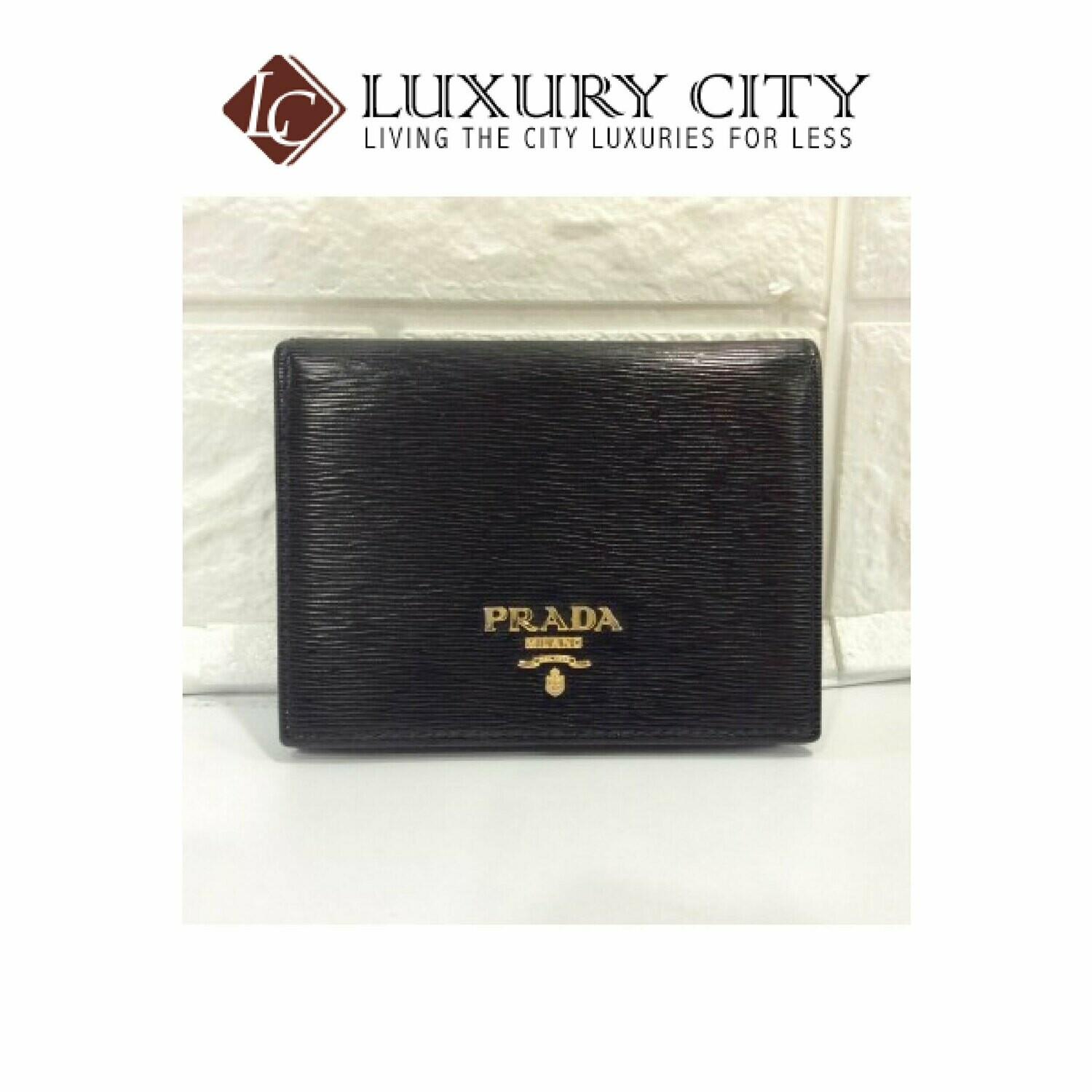 [Luxury City] Preloved Prada Saffiano Short Wallet