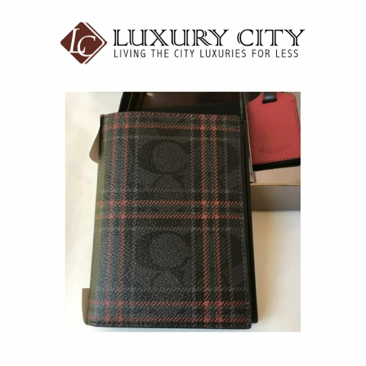 [Luxury City] Coach Boxed Passport Case and Luggage Tag Gift Set in Signature Canvas With Shirting Plaid Print Coach-F79842