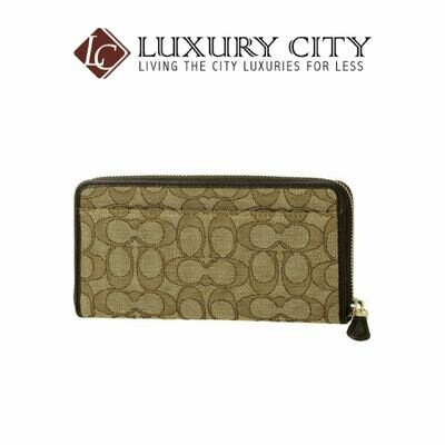 [Luxury City] Coach Accordian Zip Wallet in Outline Signature
